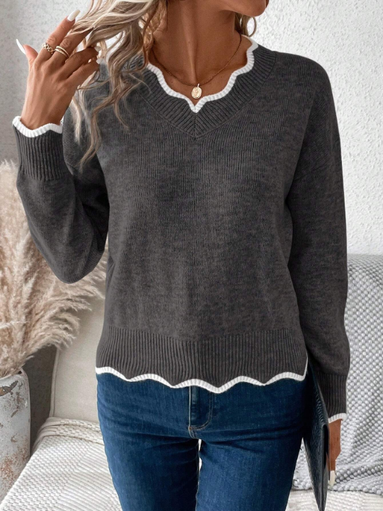 LUNE Contrast Scallop Trim Drop Shoulder Sweater