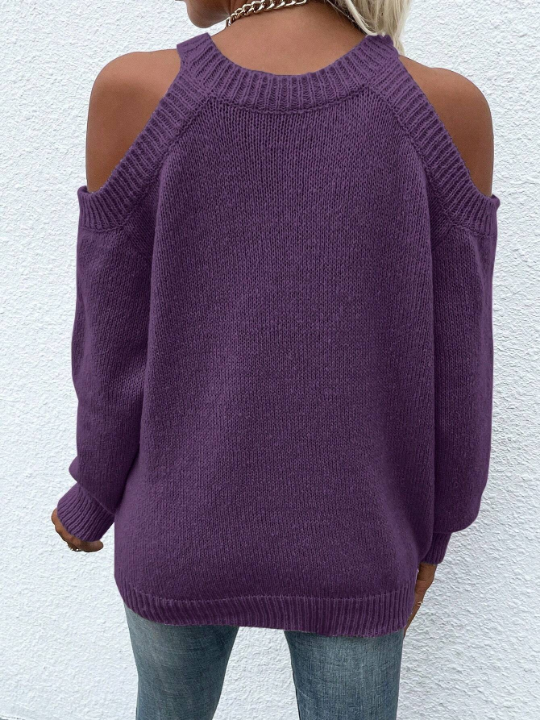 LUNE Cold Shoulder Solid Sweater