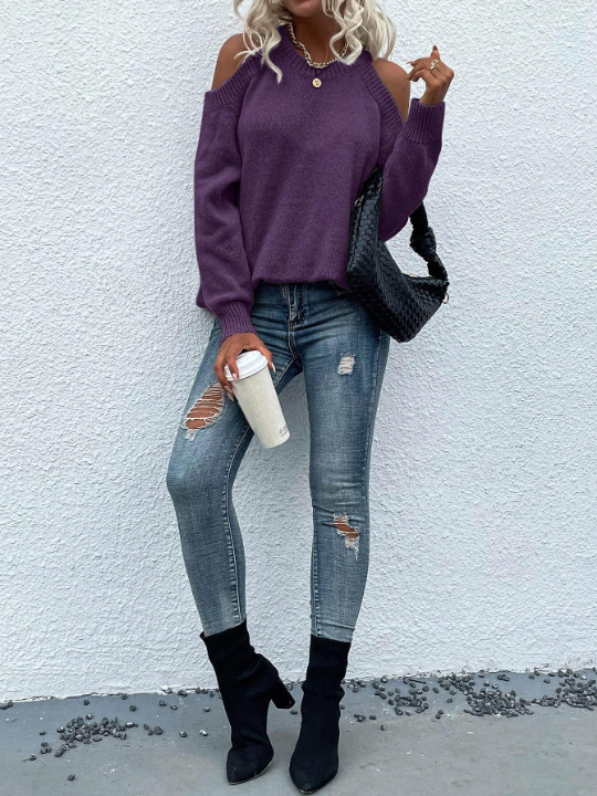 LUNE Cold Shoulder Solid Sweater