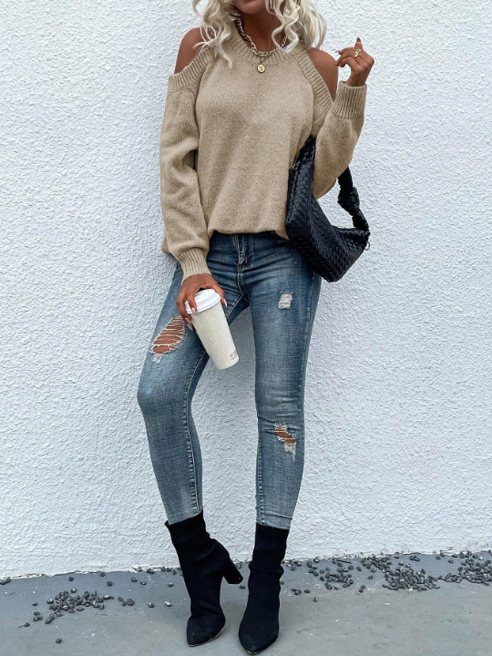 LUNE Cold Shoulder Solid Sweater