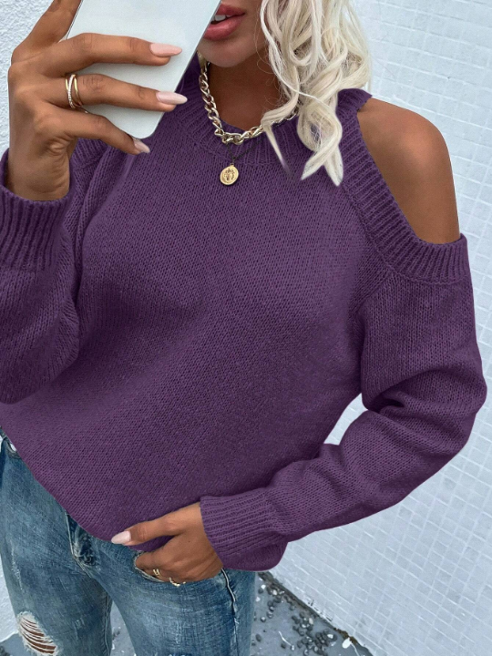 LUNE Cold Shoulder Solid Sweater