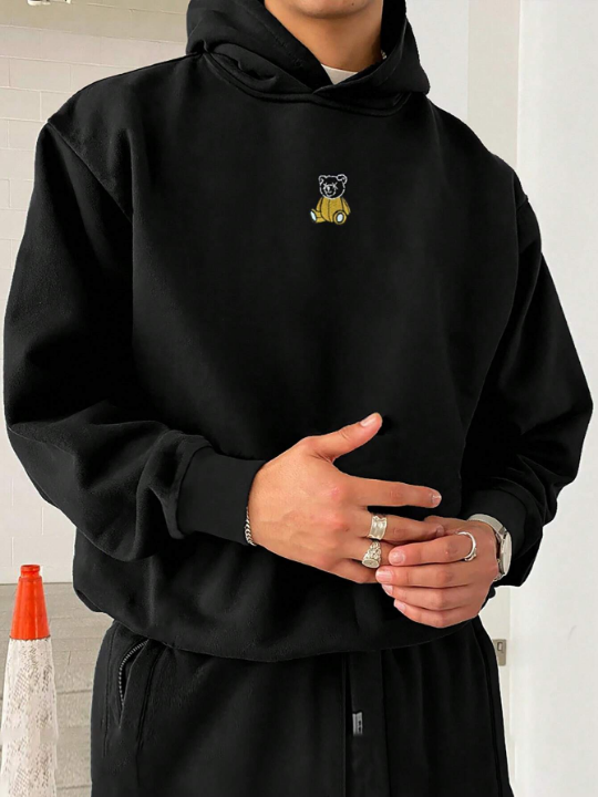 Manfinity Homme Loose Fit Men's Cartoon Graphic Hoodie