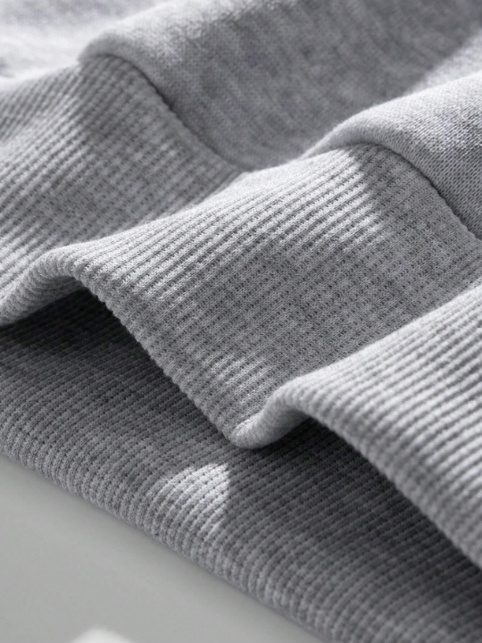 Men Slogan & Cartoon Graphic Drop Shoulder Drawstring Hoodie