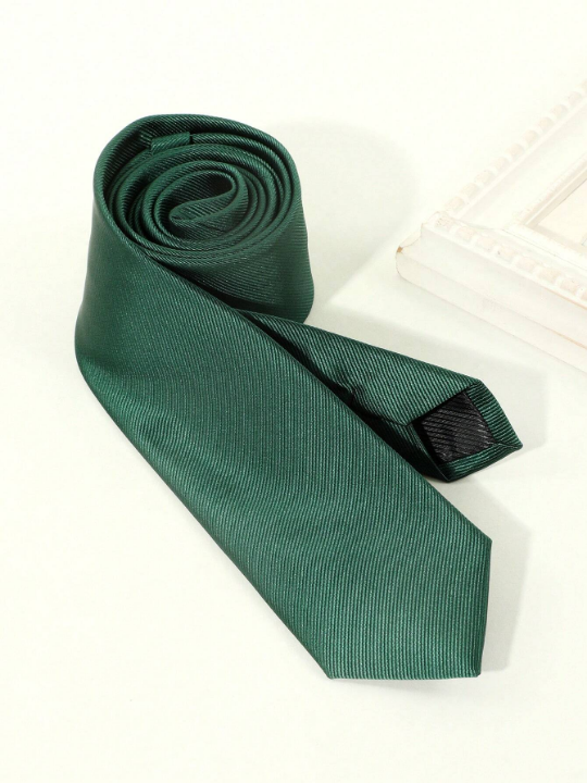 1pc Men's Fashionable Solid Dark Green With Diagonal Stripes Skinny Tie For All Occasions