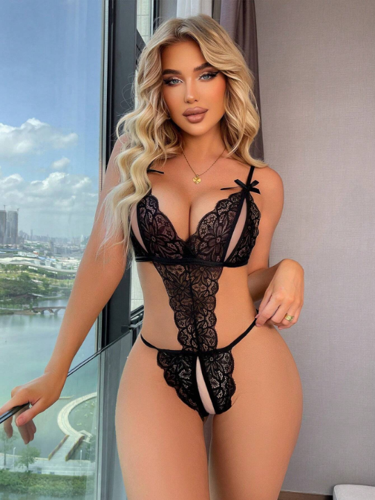 Women's Sexy Lace Hollow Out Bodysuit, Open Crotch Lingerie, Halter Neck, Bikini, See-Through, Tight Fitting, Temptation Uniform