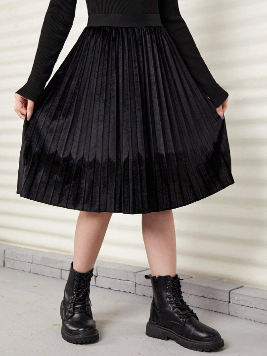 Teen Girl Solid Pleated Velvet Skirt