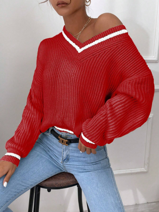 Striped Trim Drop Shoulder Cricket Sweater