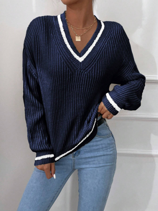 Striped Trim Drop Shoulder Cricket Sweater