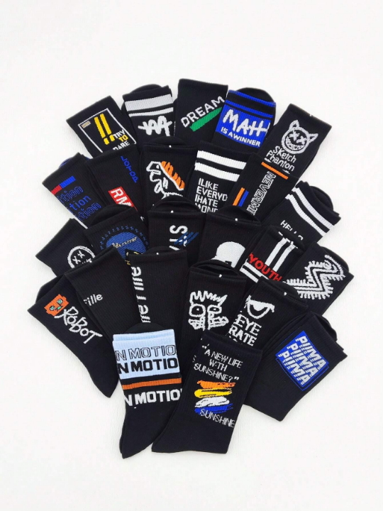 5pairs/set Random Men's Black Letter, Stripe, Dinosaur & Robot Patterned Mid-calf Socks For Skateboarding, Autumn & Winter