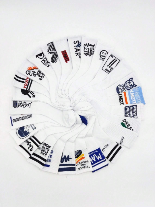 5pairs/set Men's Random White Letter Striped Dino & Robot Print Skateboard Sport Mid-calf Socks