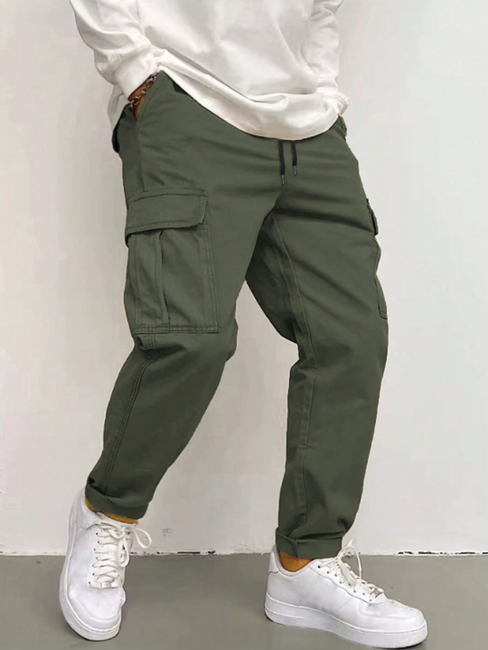 Manfinity Hypemode Men's Loose Fit Cargo Pants With Flap Pockets On Side