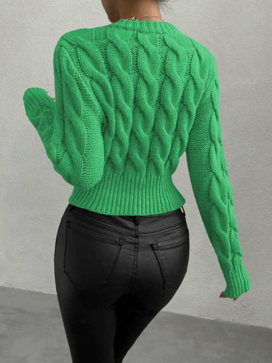 Essnce Solid Cable Knit Sweater