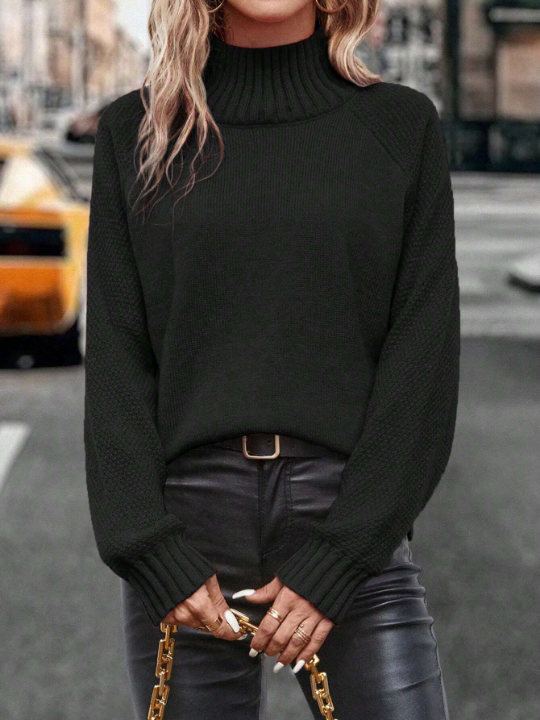 LUNE Turtleneck Raglan Sleeve Sweater