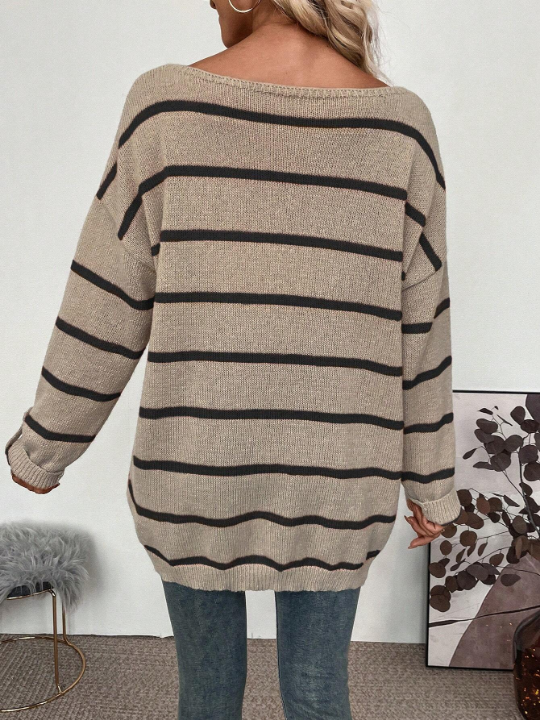 LUNE Striped Pattern Drop Shoulder Pocket Patched Sweater