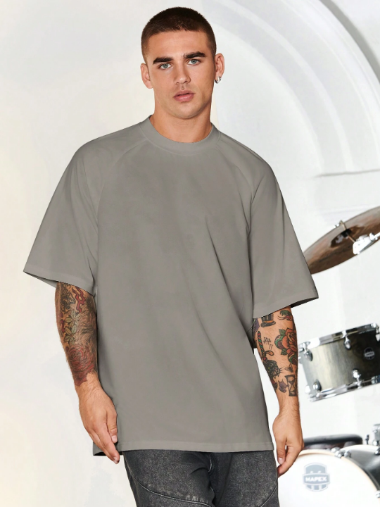 Manfinity Hypemode Men's Round Neck Short Sleeve T-shirt