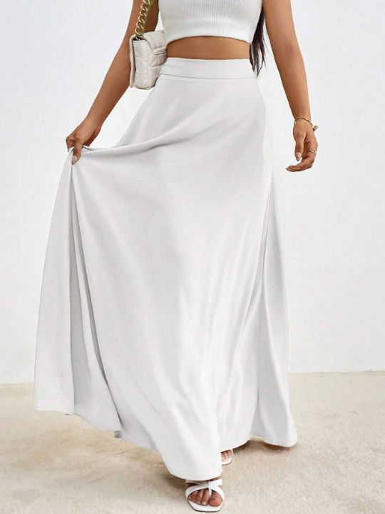 Essnce Solid High Waist Maxi Skirt