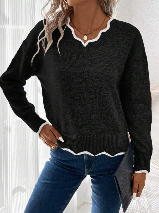 LUNE Contrast Scallop Trim Drop Shoulder Sweater