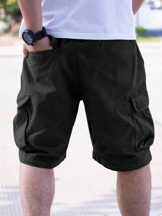 Manfinity Loose Fit Men's Flap Pocket Side Cargo Shorts