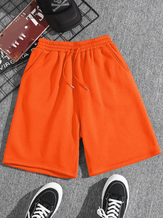 Men Drawstring Waist Slant Pocket Shorts