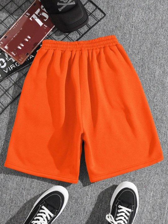 Men Drawstring Waist Slant Pocket Shorts