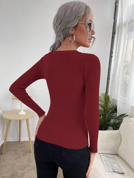 Frenchy Solid Color Slim Ribbed Knitted Sweater With Round Neckline