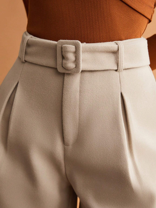 BIZwear Fold Pleated Detail Belted Wide Leg Shorts