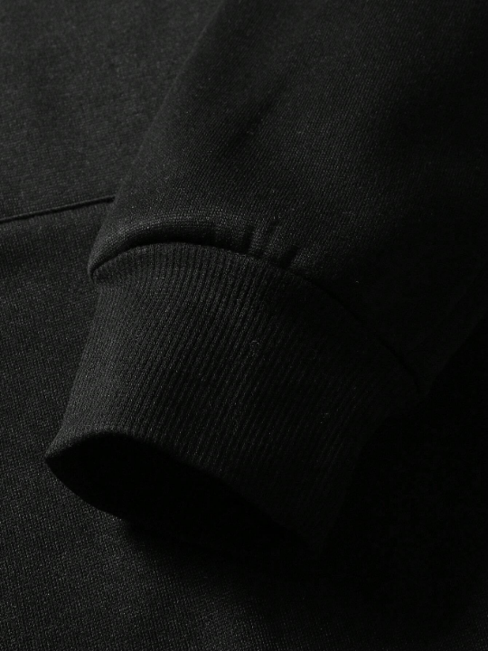 Manfinity Hypemode Men's Casual Hooded Sweatshirt With Letter Print