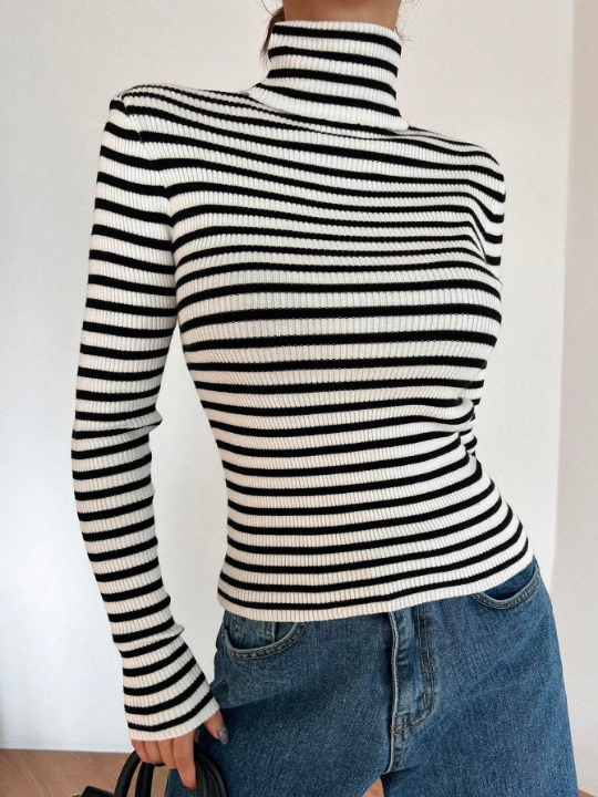 DAZY Women's Turtleneck Striped Slim Sweater