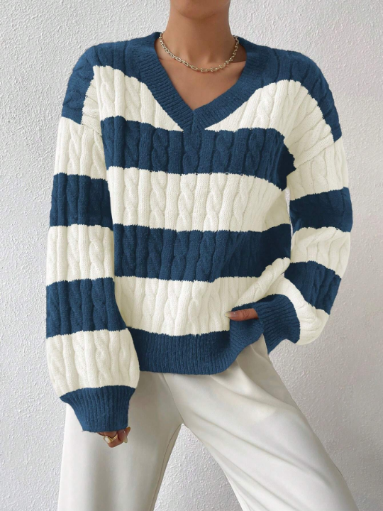 Essnce Two Tone Cable Knit Drop Shoulder Sweater