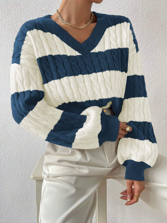 Essnce Two Tone Cable Knit Drop Shoulder Sweater