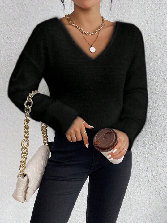 Essnce Solid V Neck Drop Shoulder Sweater