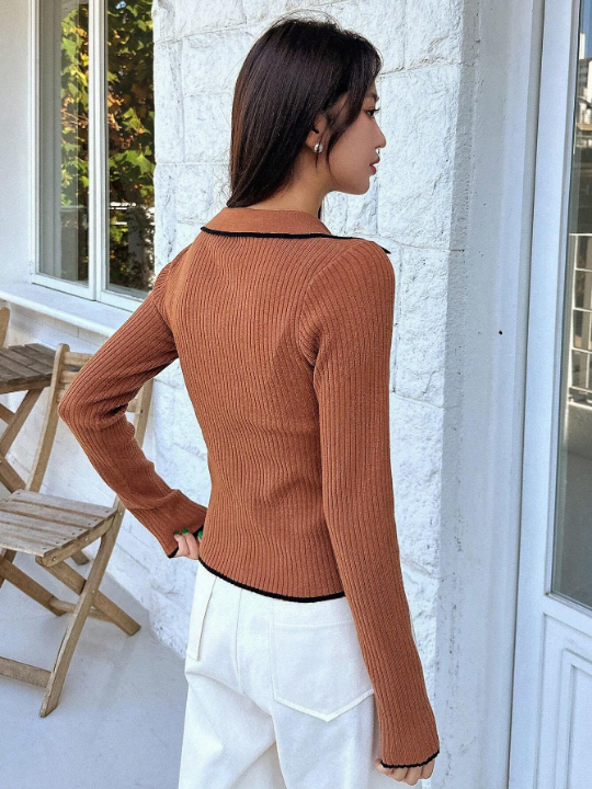 DAZY Contrast Binding Ribbed Knit Sweater