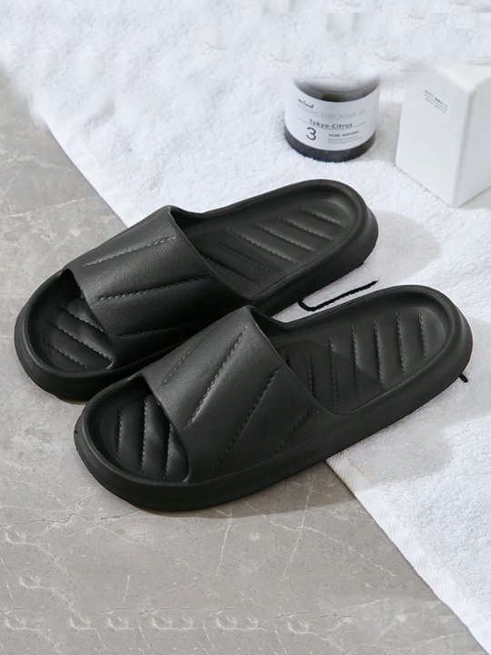 New Fashionable And Versatile Soft Black Rhombus Surface With Non-slip And Anti-odor Eva Material Bathroom Slip-on Men's Home Plastic Slippers