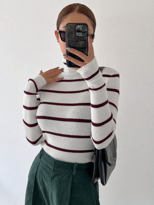 DAZY Striped Pattern Turtle Neck Knit Sweater For Layering