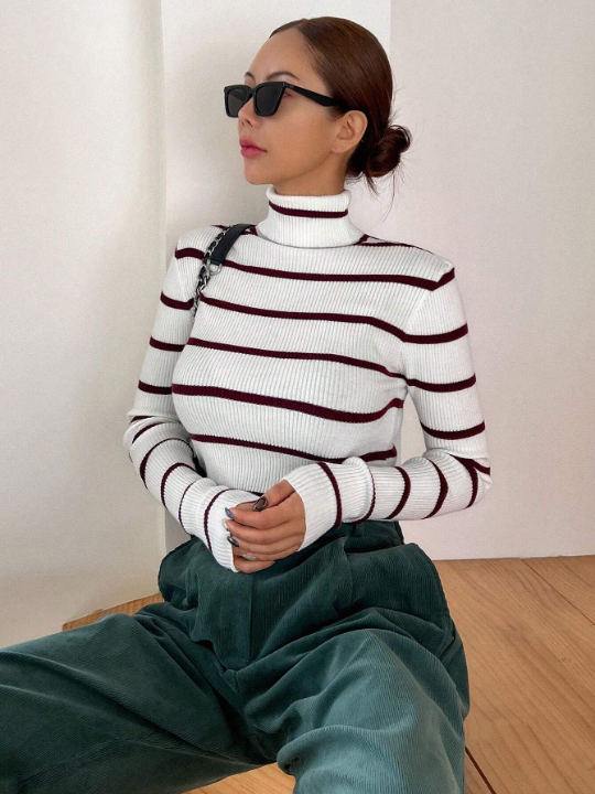 DAZY Striped Pattern Turtle Neck Knit Sweater For Layering