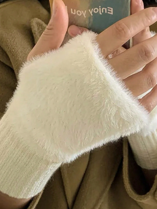 1 Pair Mink Fleece Soft Winter Half Finger Gloves Women Warm Luxury Solid White Plush Knitted Fingerless Gloves Wrist Mittens Writting