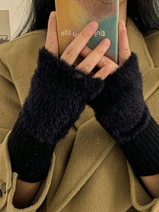 1 Pair Mink Fleece Soft Winter Half Finger Gloves Women Warm Luxury Solid White Plush Knitted Fingerless Gloves Wrist Mittens Writting