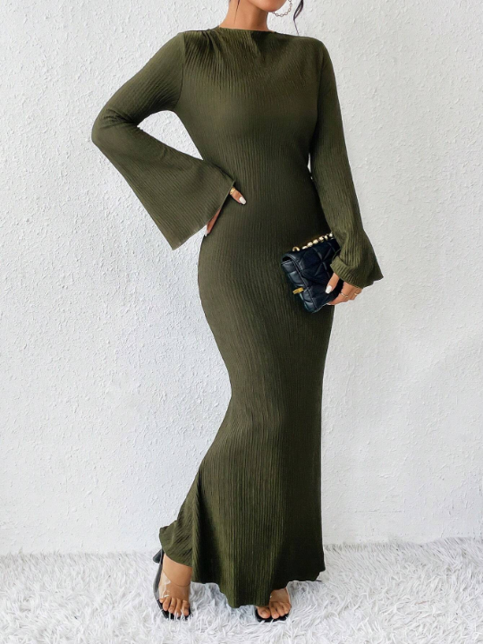 Priv Solid Color Long Bell Sleeve Women's Dress