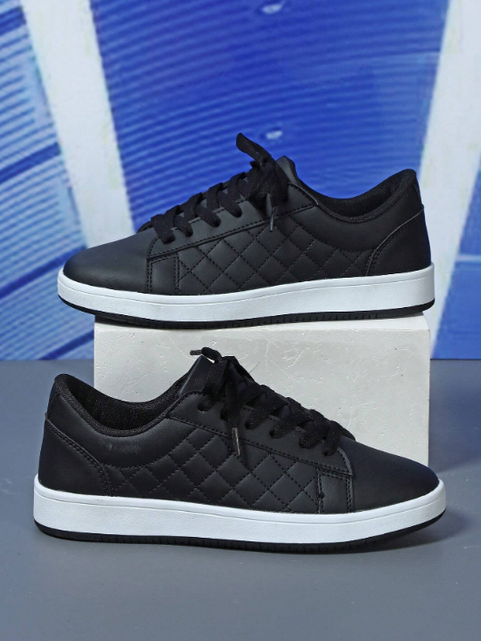 Comfortable & Stylish Walking Ladies Sport Shoes, Suitable For Black Friday Party, Elegant Urban Style, Lace-up, Ideal For Festival And Daily Commuting Wear, Black