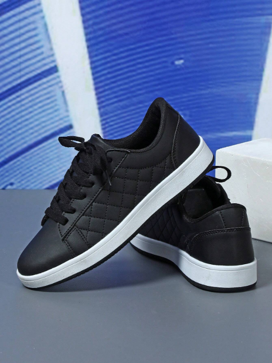 Comfortable & Stylish Walking Ladies Sport Shoes, Suitable For Black Friday Party, Elegant Urban Style, Lace-up, Ideal For Festival And Daily Commuting Wear, Black