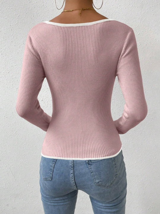 Essnce Contrast Binding Sweetheart Neck Sweater