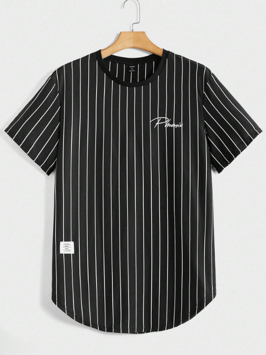 Manfinity Hypemode Men Striped & Letter Graphic Patch Detail Tee