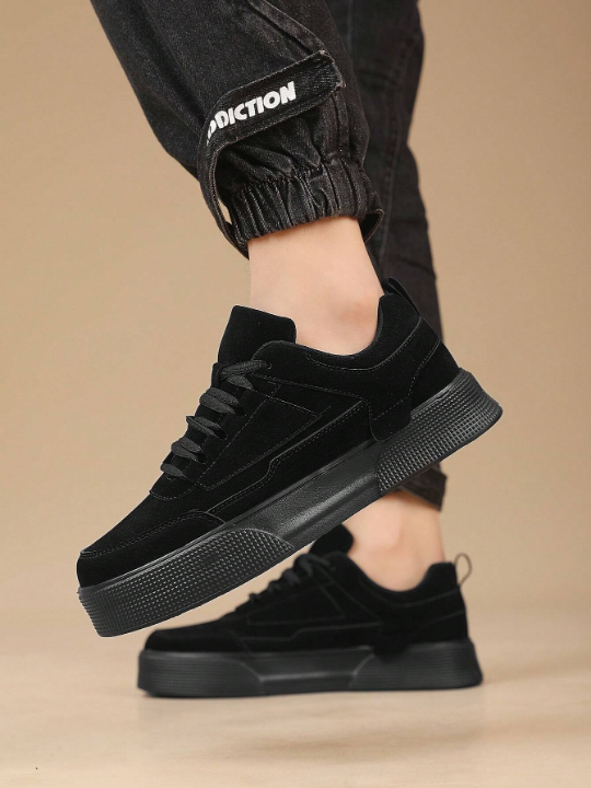 Men's Solid Black Front Lace-up Casual Skate Shoes With Minimalist Style Contrast Detail Round Toe Thick Sole Sneakers