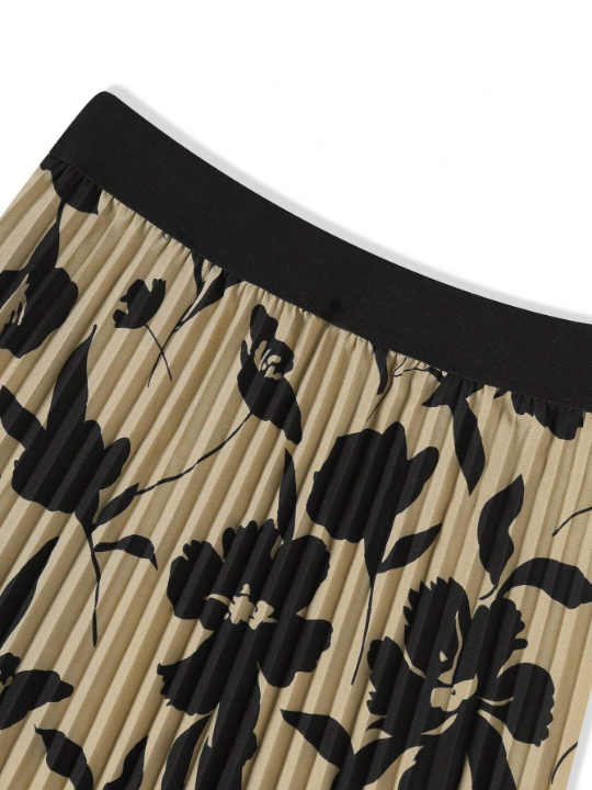 VCAY Floral Print Pleated Skirt