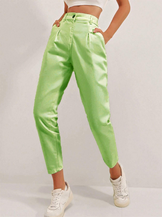 Frenchy Solid Color Folded Pleated Tapered Pants, Cropped