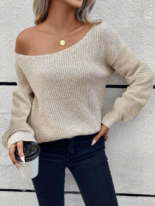 LUNE Solid Boat Neck Ribbed Knit Sweater