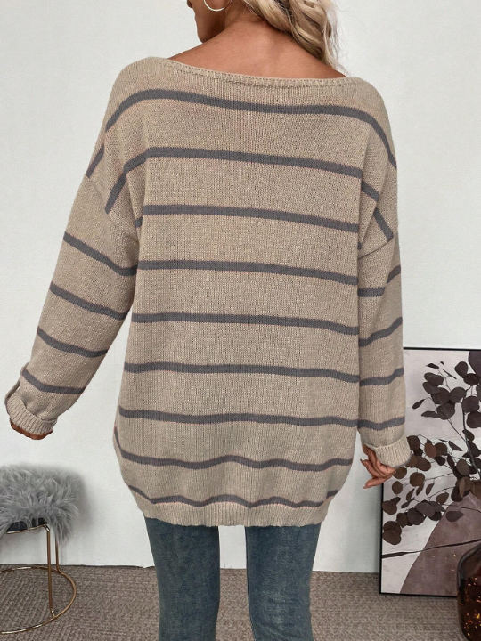 LUNE Women's Round Neck Striped Drop Shoulder Loose Fit Casual Sweater With Patch Pockets