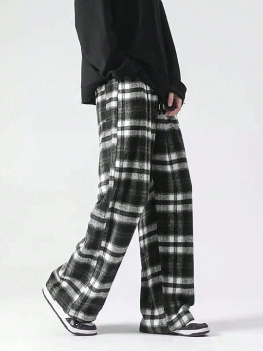 Manfinity Hypemode Loose Fit Men's Plaid Long Trousers