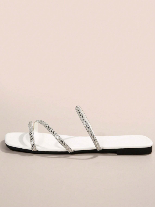 Ladies Rhinestone Slippers, Summer Fashionable Outside Wear Flat Heeled Slippers With High-grade Sense