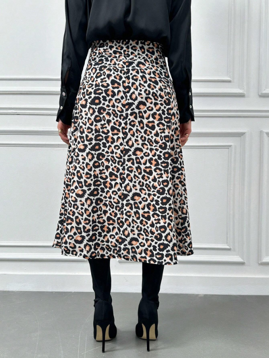 Frenchy Leopard Print Split Hem Skirt